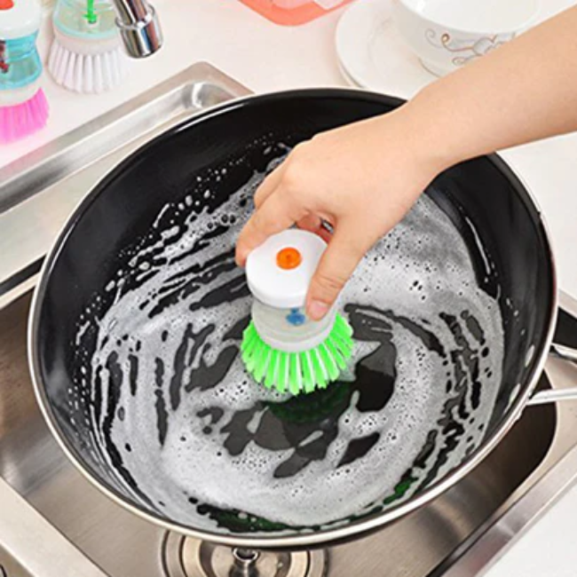 WELLMORA CLEANING BRUSH WITH LIQUID SOAP DISPENSER ARTICLE NO HKCBLSDWD1M