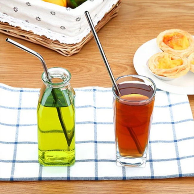 WELLMORA SET OF 4 STAINLESS STEEL STRAWS & BRUSH (2 STRAIGHT STRAWS, 2 BENT STRAWS, 1 BRUSH) ARTICLE NO HKSSMPSWD1M