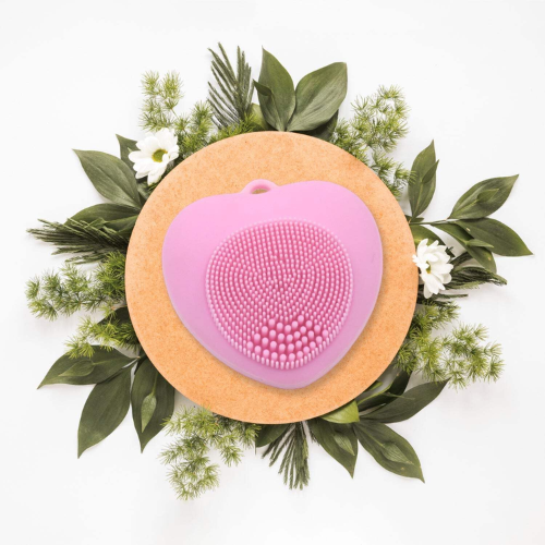 WELLMORA Heart-Shaped Face Wash Brush | Silicone Facial Cleansing & Exfoliating Scrubber for Women ARTICLE NO HKSBBSBD8M