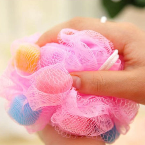 WELLMORA Round Bath Sponge Loofah/Back Scrubber For Women And Men (Random Colour) ARTICLE NO HKSBBSBD21M