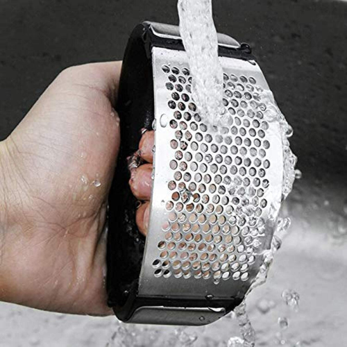 WELLMORA Stainless Steel Garlic Presser Garlic Press Crusher for Kitchen Garlic Crusher for Kitchen Ginger Presser for Kitchen (Silver Black) ARTICLE NO.HKCHWMGCD1M
