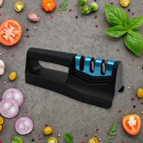 AIROTRON Kitchen Knife Sharpener – Handheld for Chefs & Serrated Knives ARTICLE NO HKTANSD1M